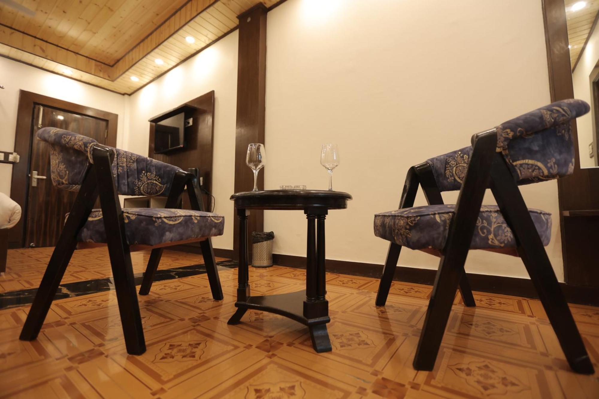 Studioz Paradise Hills Mussoorie Exterior foto