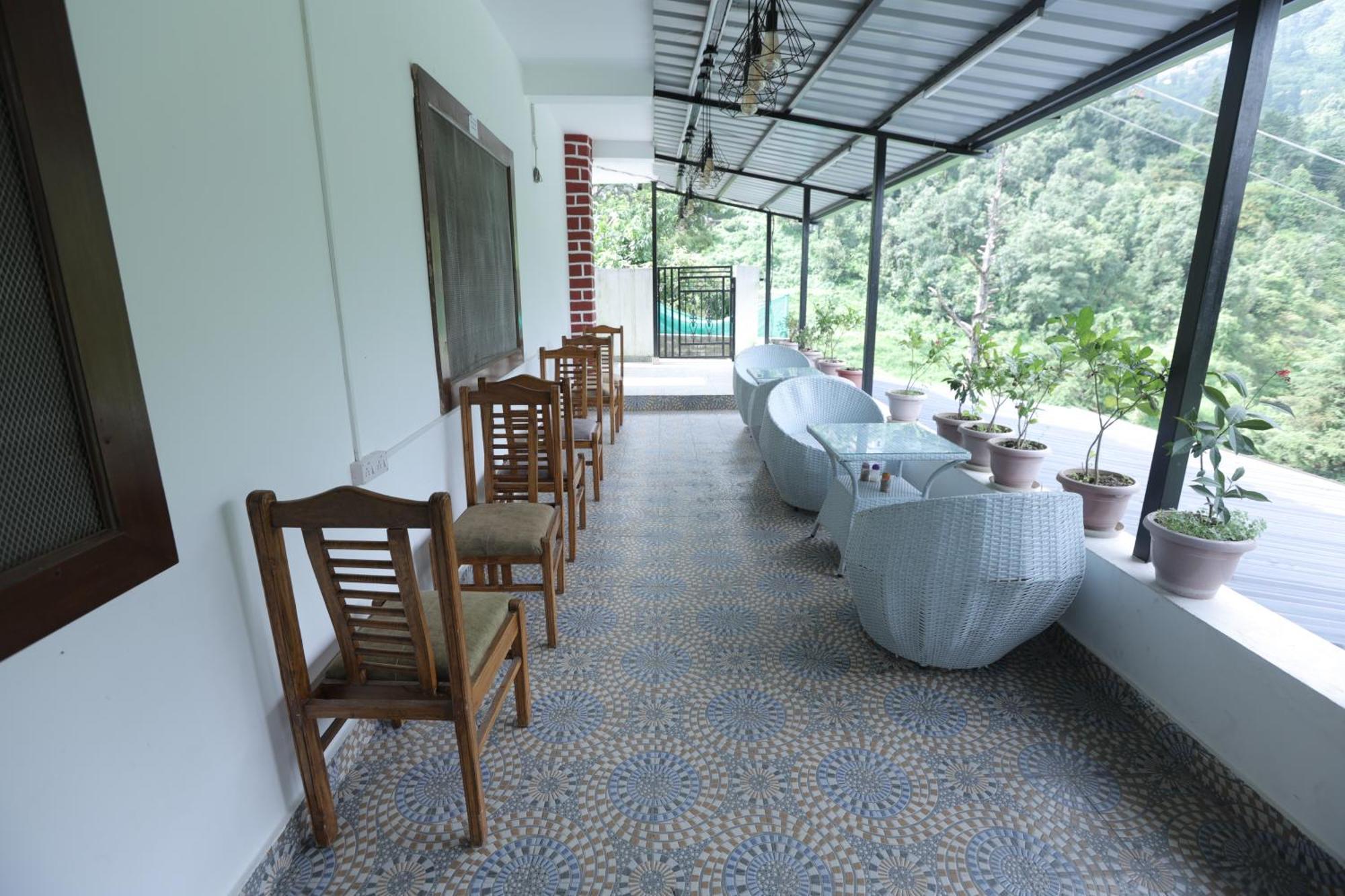 Studioz Paradise Hills Mussoorie Exterior foto